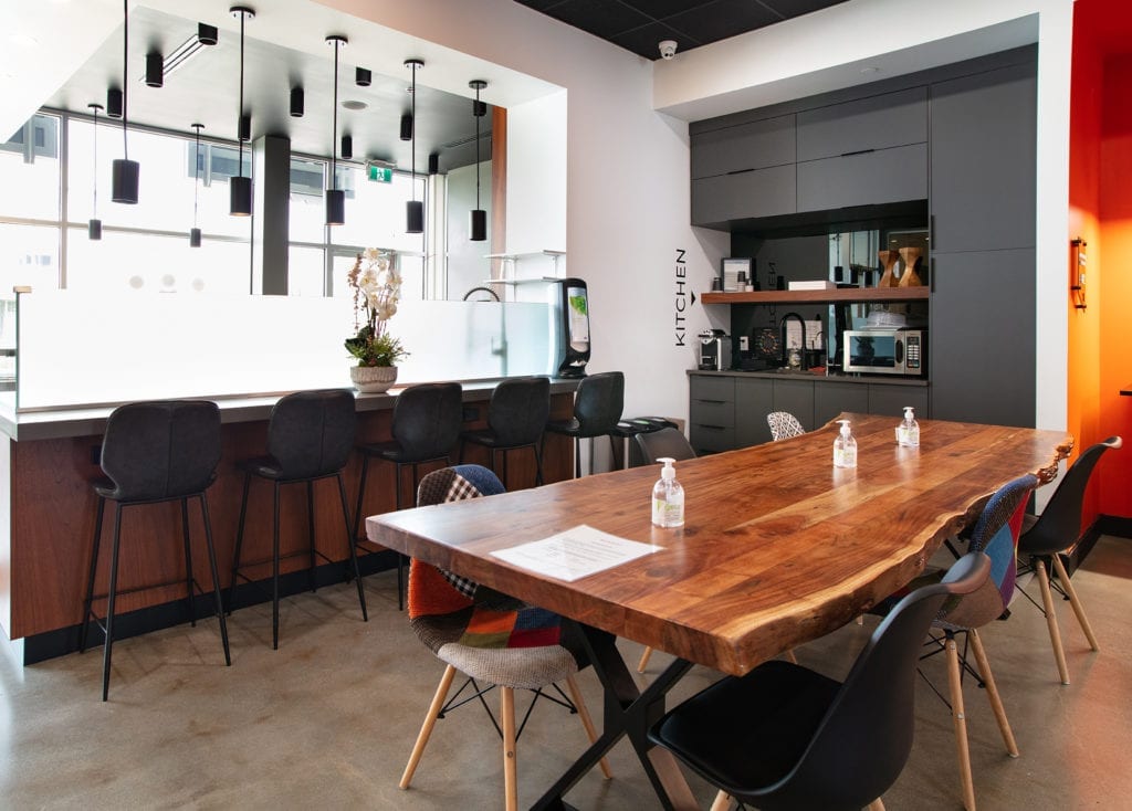 Benefits of coworking for freelancers and entrepreneurs