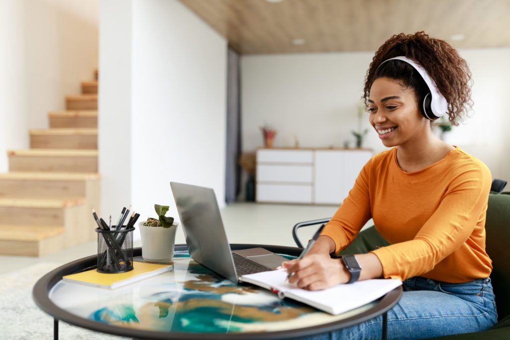 How to host a virtual event - Set an agenda