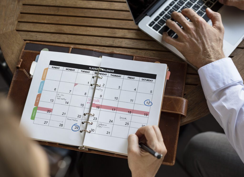 planning monthly schedule